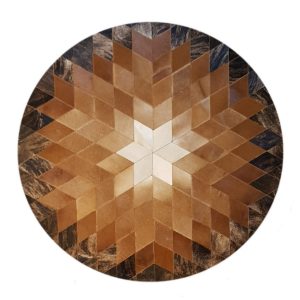 سجادة جلد طبيعي يدوي – متوازى (بنى)