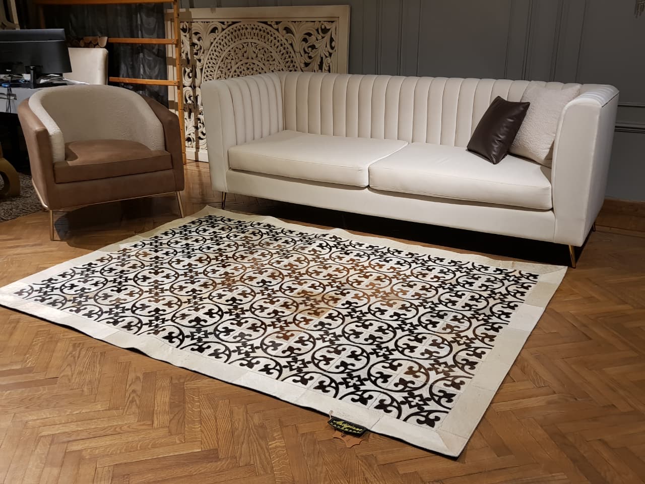 سجادة جلد طبيعي يدوي – الزهرة (فاتح) - Image 3